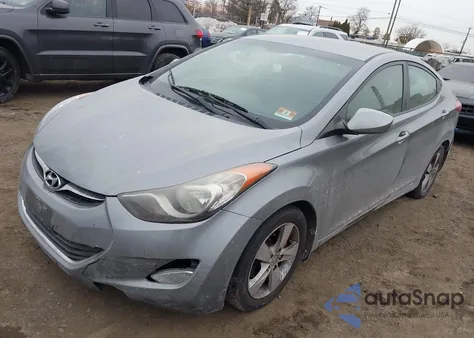 2012 Hyundai Elantra Gls (Ulsan Plant) z USA, uszkodzony, nr VIN KMHDH4AE7CU363917